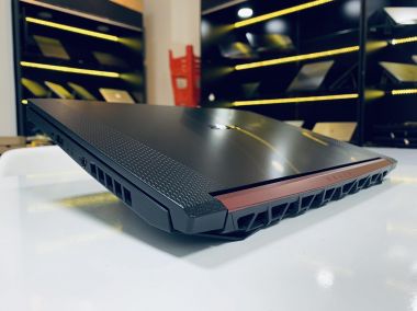 Acer Nitro 5 [ AN515 - 43 ]
