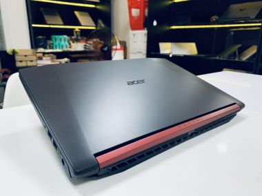 Acer Nitro 5 [ AN515 - 51 ]