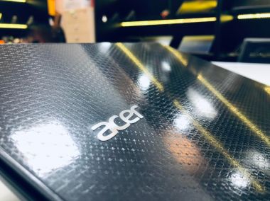 Acer V3-371 ( Siêu Nhỏ Gọn )