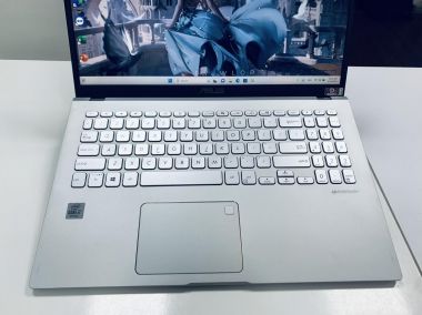 Asus Vivobook X509 [ I7 Gen 10th - Like New ]