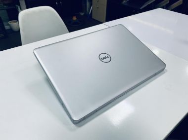 Dell inspiron 5584 [ Like New ]