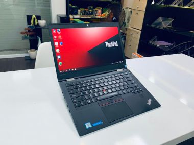 Lenovo ThinkPad X1 Carbon Gen 4 [ Max Option - Like New ]